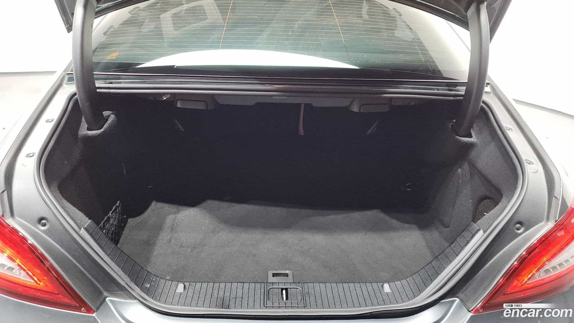 CLS-Class Mercedes-Benz 2015.11-OPTION-024