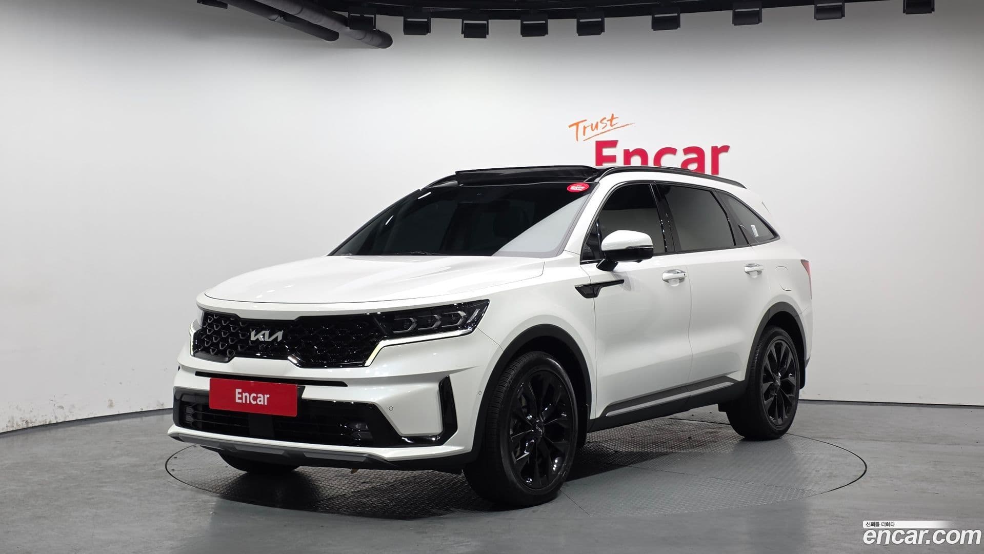 Main__Slider__Photo:Sorento Kia 2023.4-0