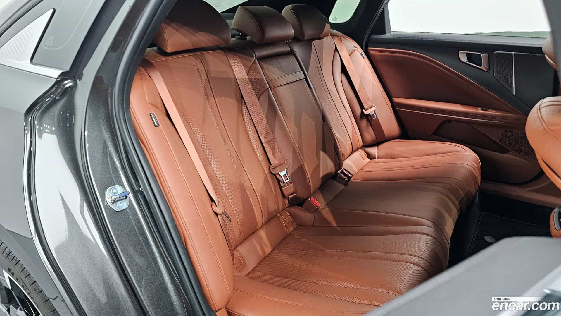 K8 Kia 2025.6-OPTION-016