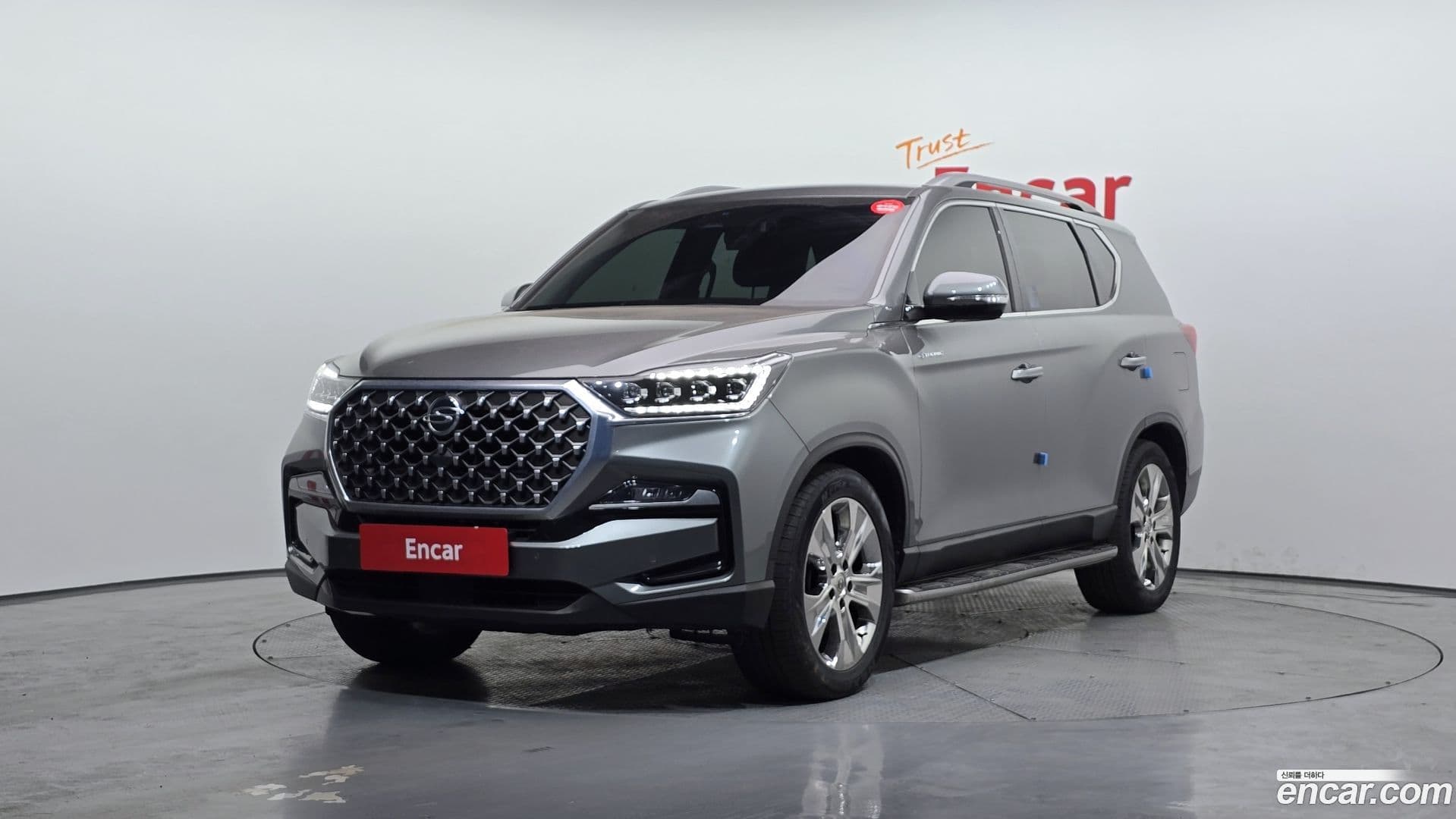 Main__Slider__Photo:Rexton KG Mobility 2022.1-0