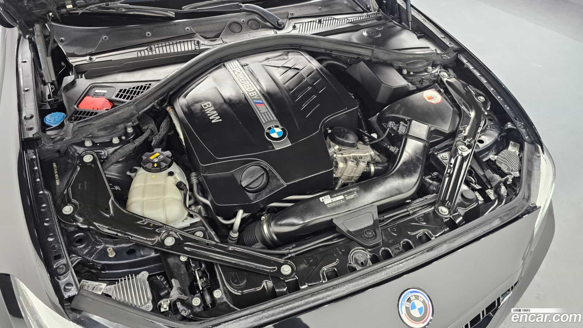 M2 BMW 2018.11-INNER-006