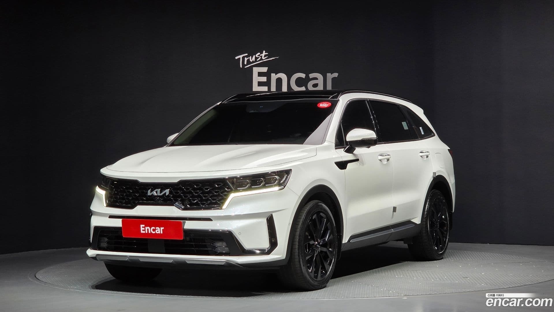 Main__Slider__Photo:Sorento Kia 2022.10-0