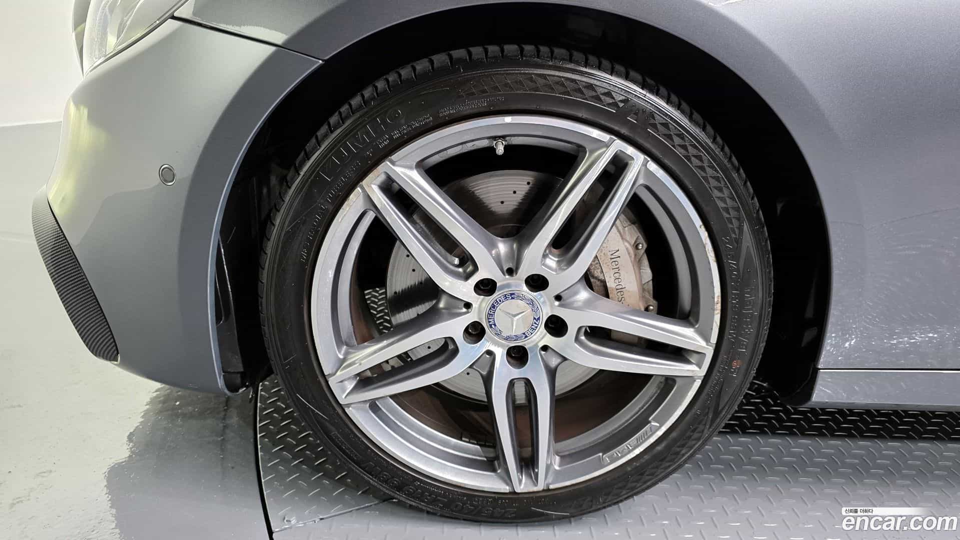 E-Class Mercedes-Benz 2017.7-OUTER-005