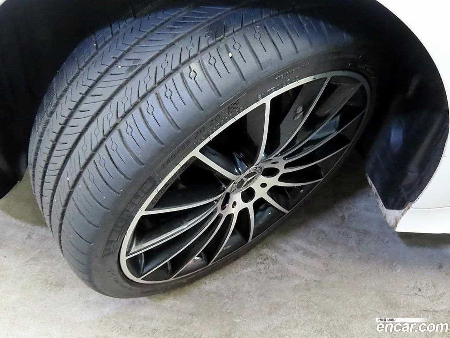 CLS-Class Mercedes-Benz 2019.0-OPTION-024