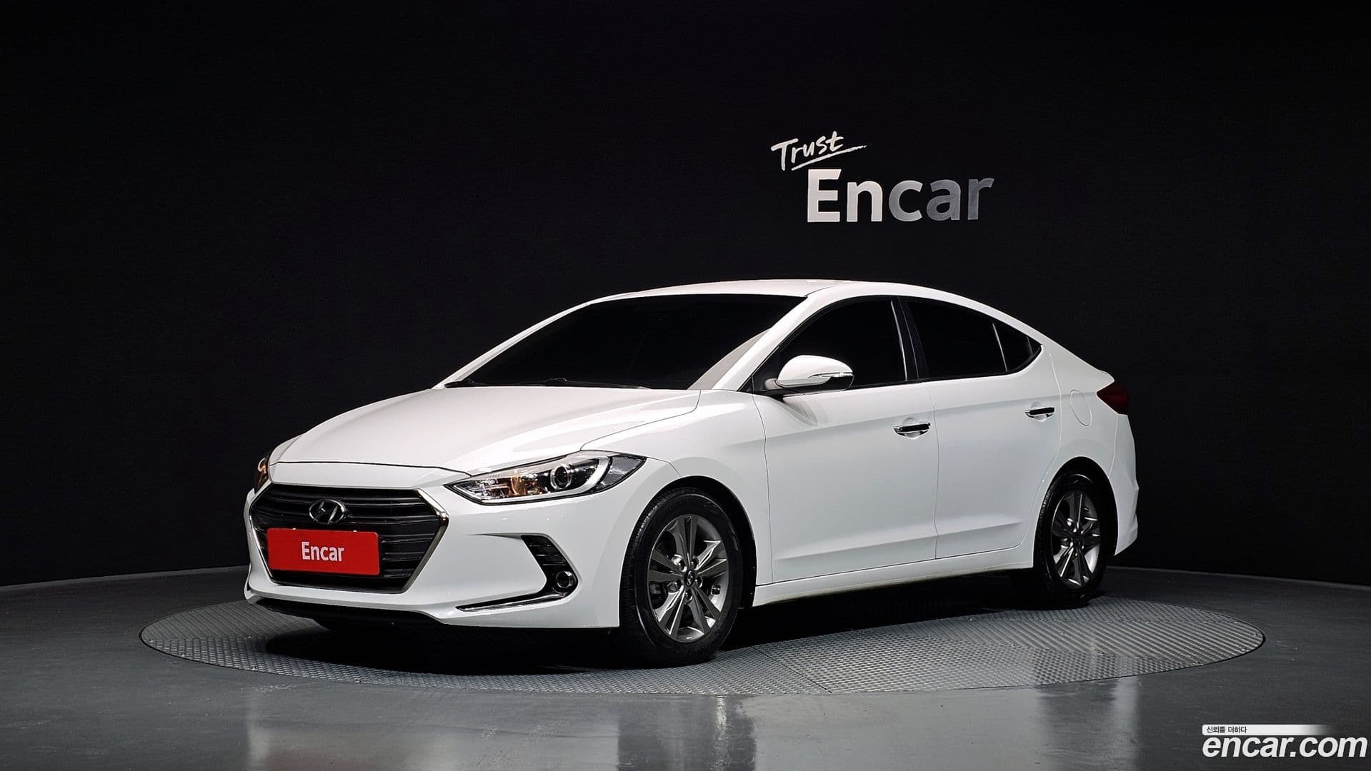 Main__Slider__Photo:AVANTE Hyundai 2016.3-0