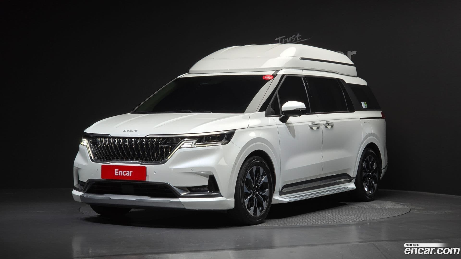 Main__Slider__Photo:Canival Kia 2022.0-0