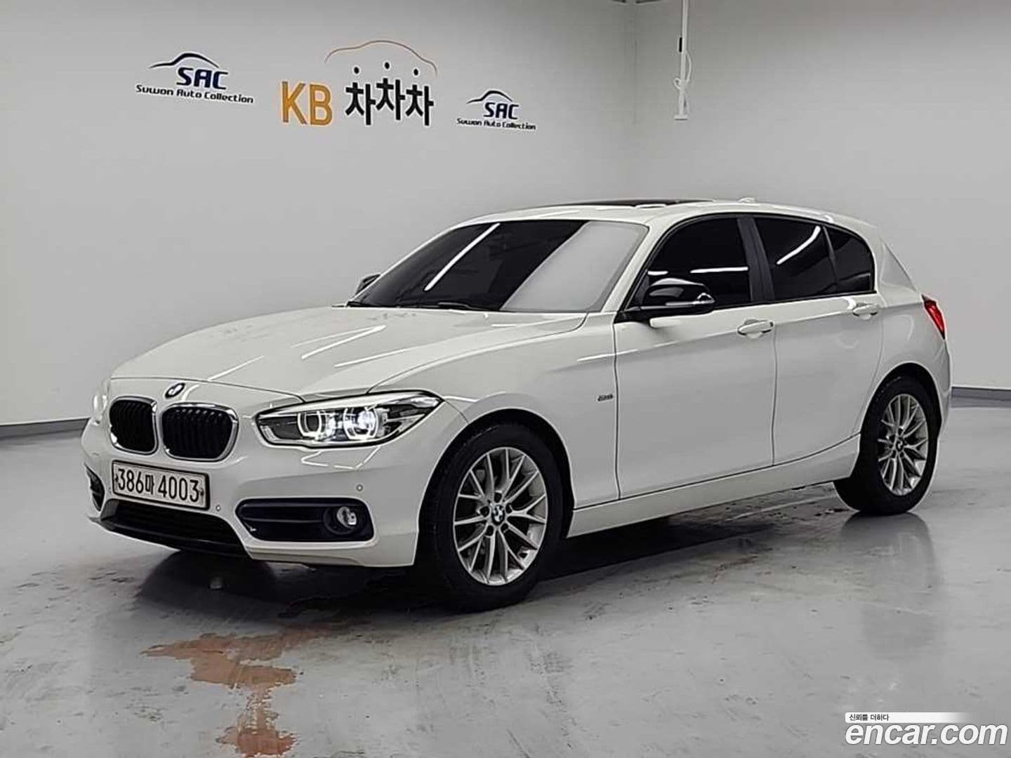 Main__Slider__Photo:1-Series BMW 2016.3-0