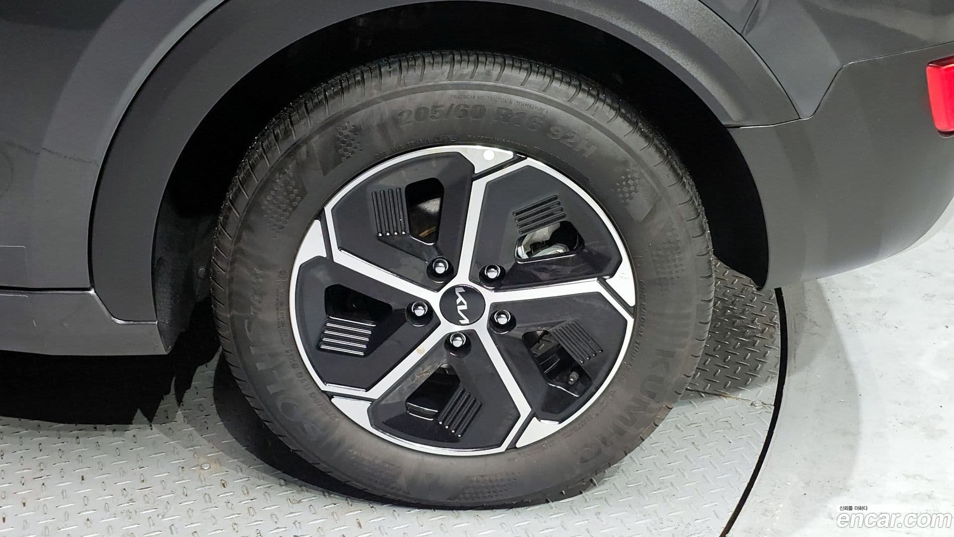 Main__Slider__Photo:Niro Kia 2024.4-4