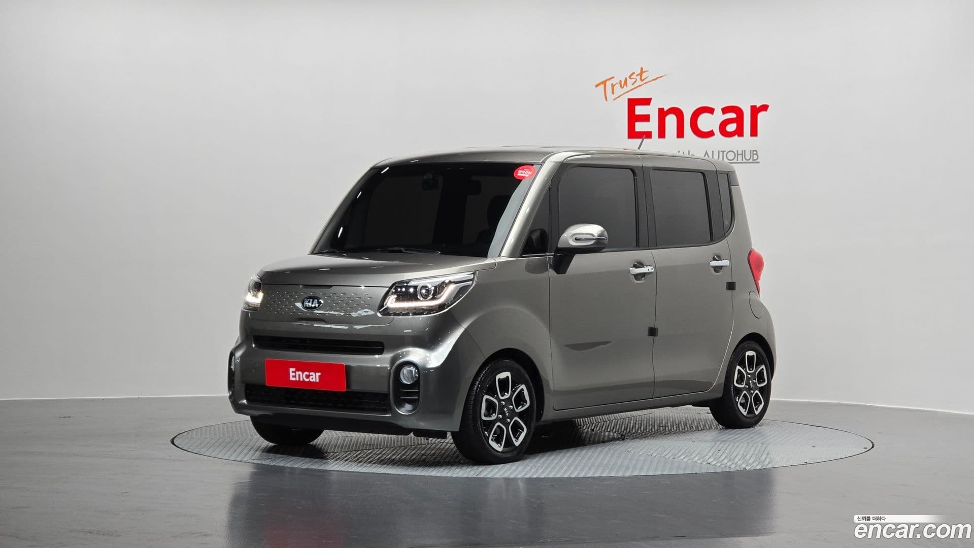Main__Slider__Photo:RAY Kia 2021.4-0