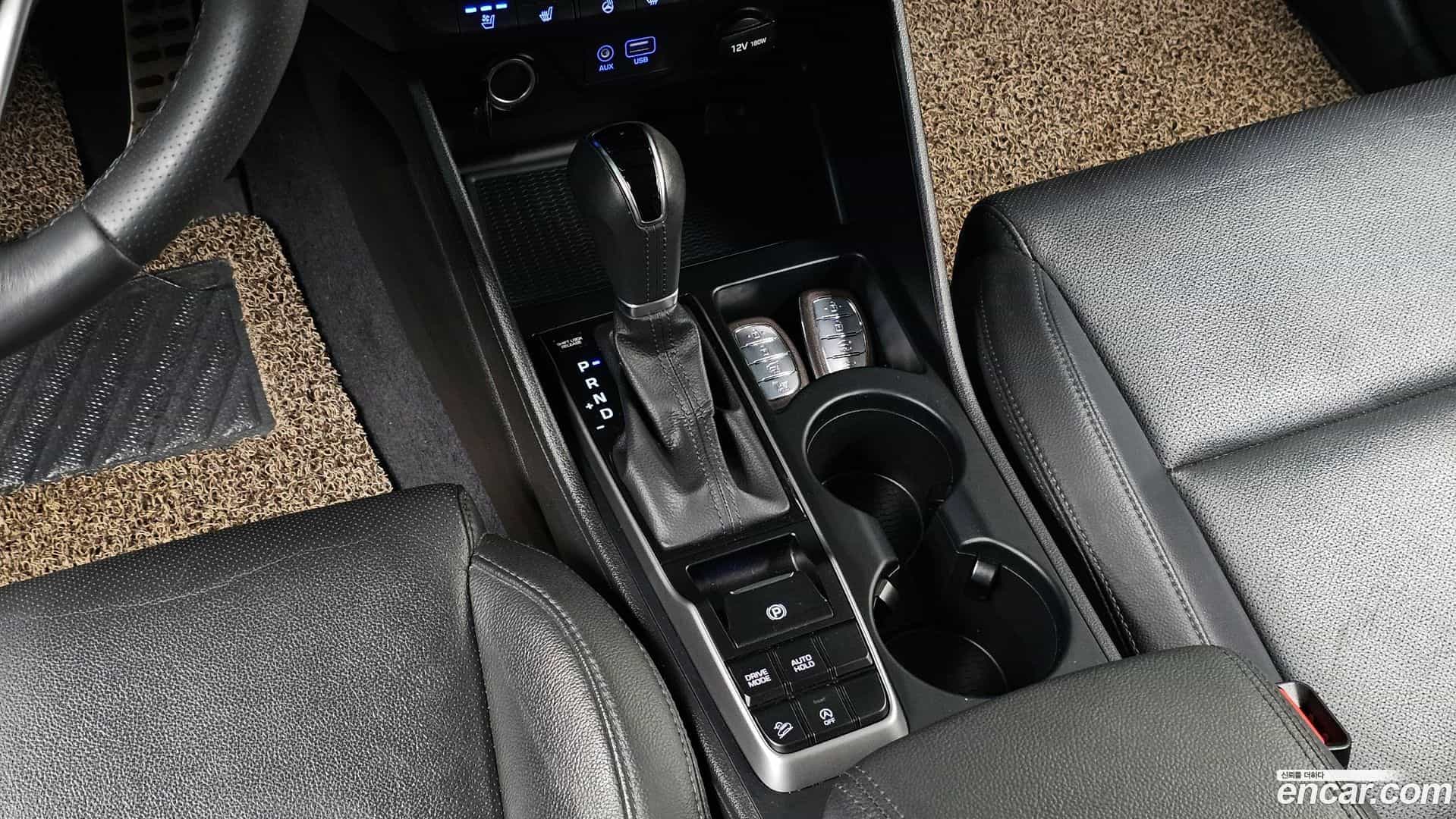 Tucson Hyundai 2018.2-INNER-009