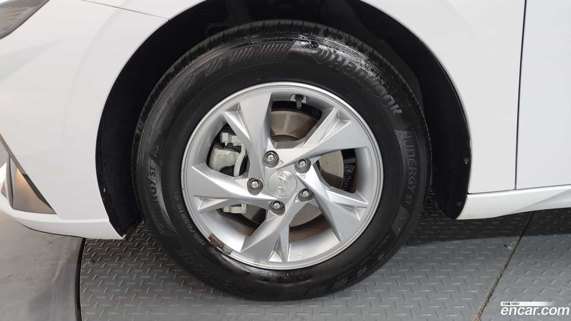 AVANTE Hyundai 2020.6-OUTER-005
