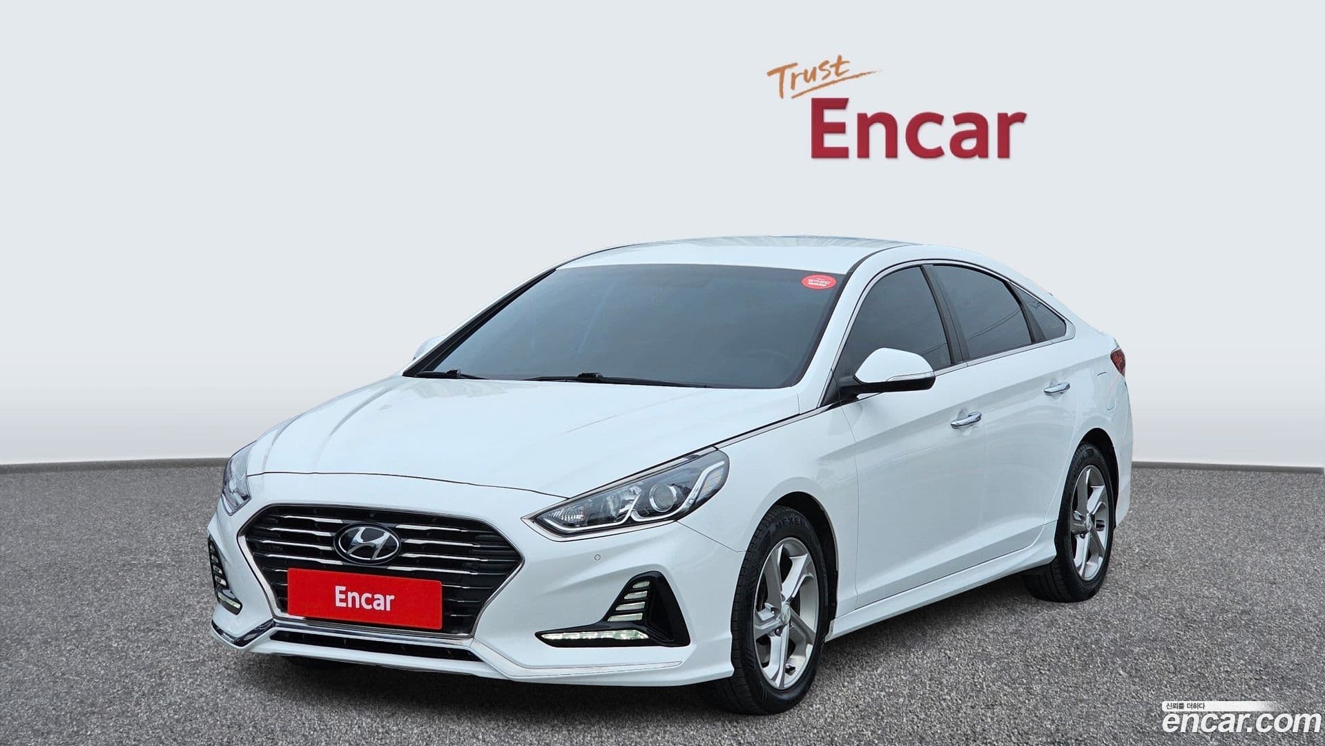 Main__Slider__Photo:Sonata Hyundai 2018.3-0