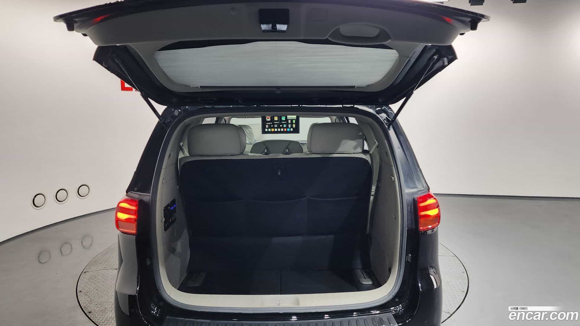 Canival Kia 2019.5-OPTION-024