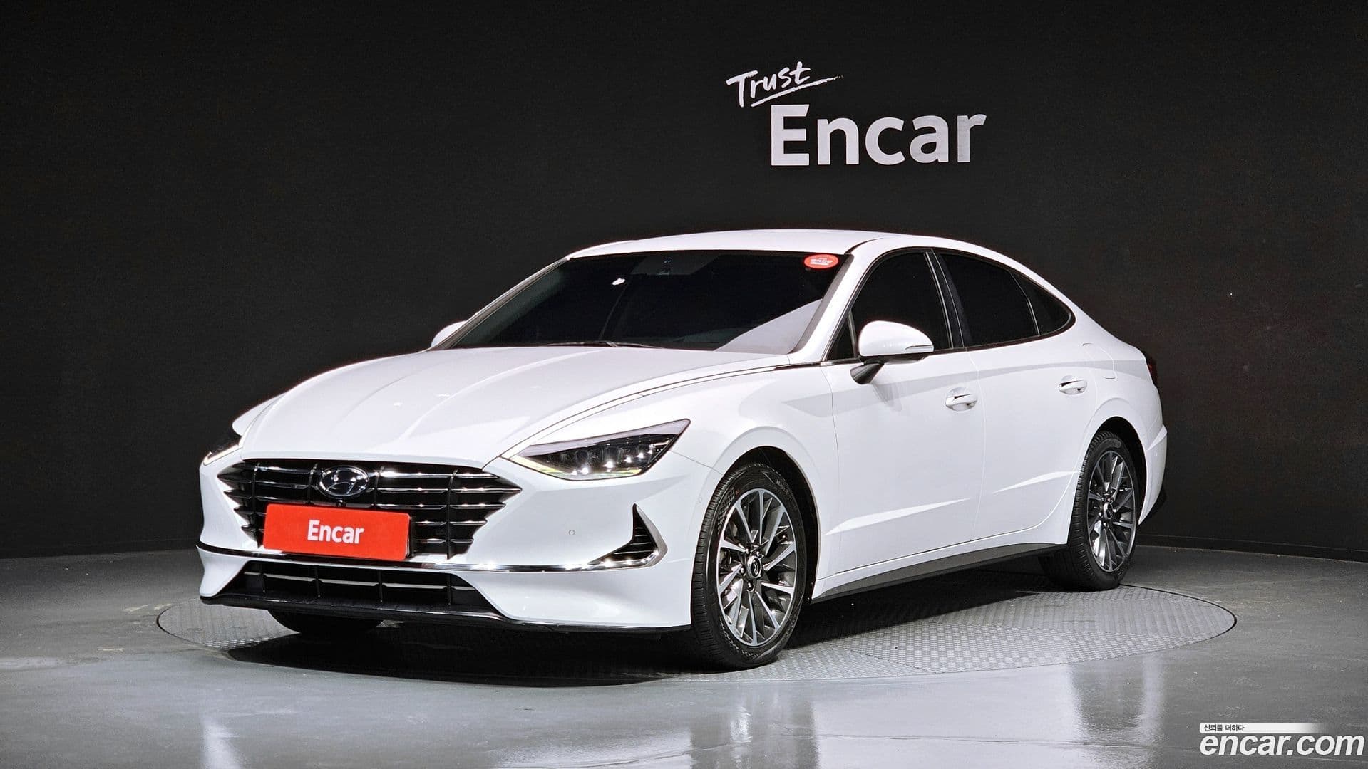 Main__Slider__Photo:Sonata Hyundai 2019.4-0