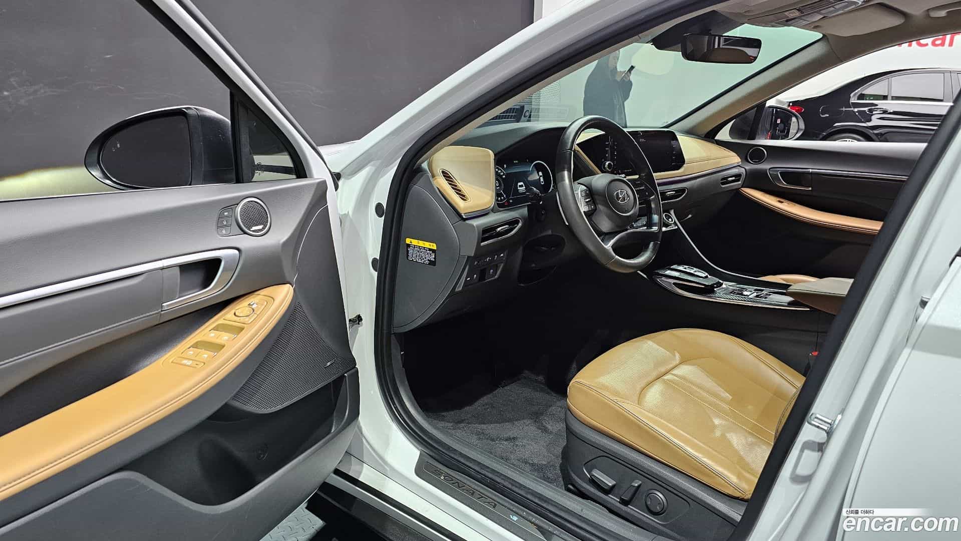 Sonata Hyundai 2019.4-OPTION-015