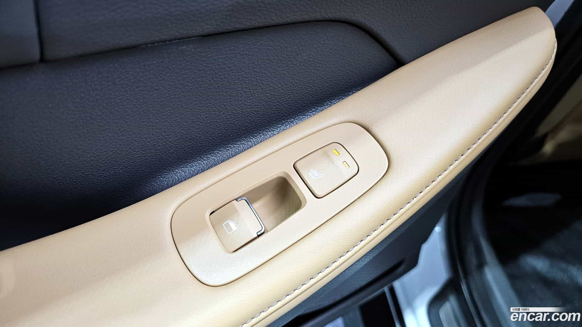 Sonata Hyundai 2019.4-OPTION-021