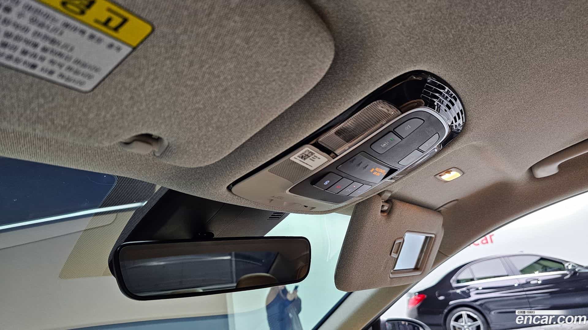 Sonata Hyundai 2019.4-OPTION-023