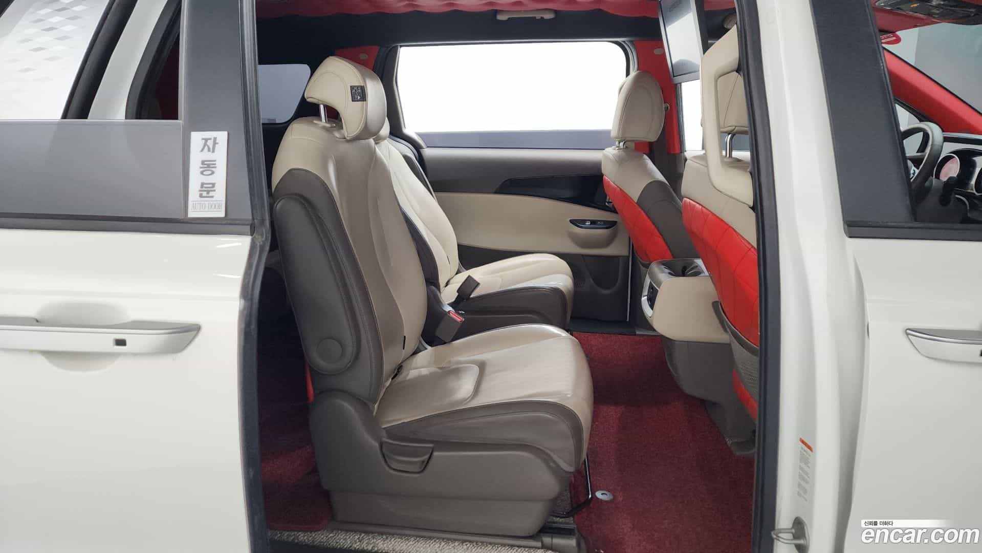 Canival Kia 2021.6-OPTION-016