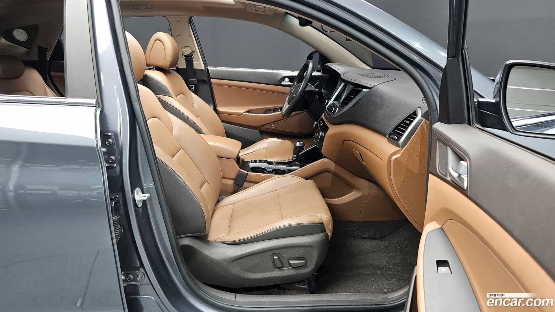 Tucson Hyundai 2018.3-OPTION-015
