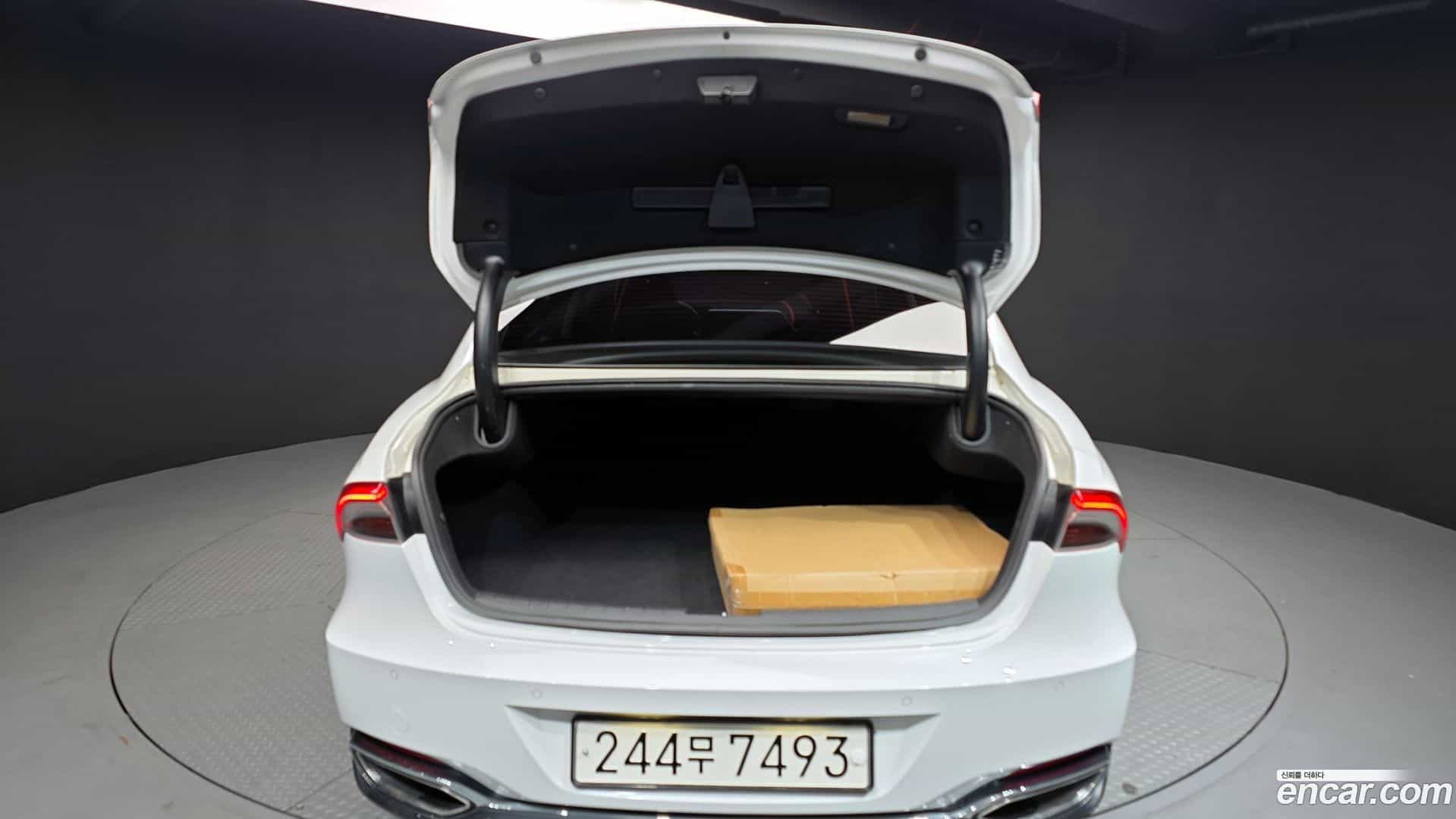 Grandeur Hyundai 2022.2-OPTION-024