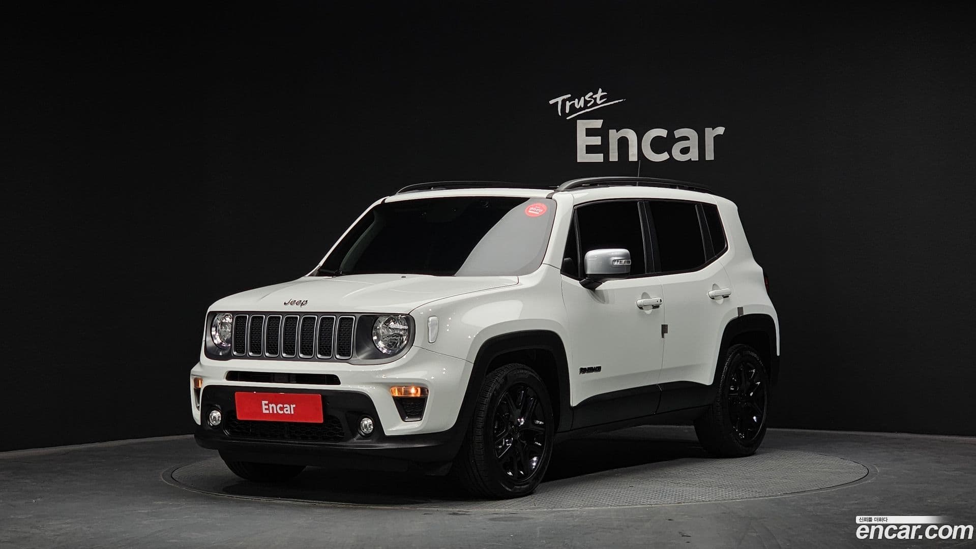 Main__Slider__Photo:Renegade Jeep 2022.7-0