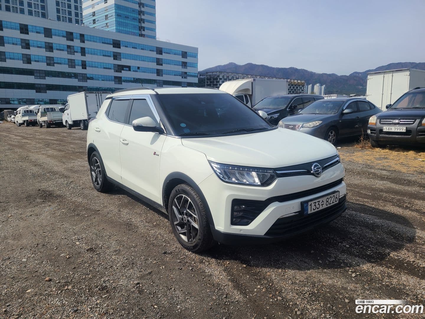 Main__Slider__Photo:TIBOLI KG Mobility 2022.4-0