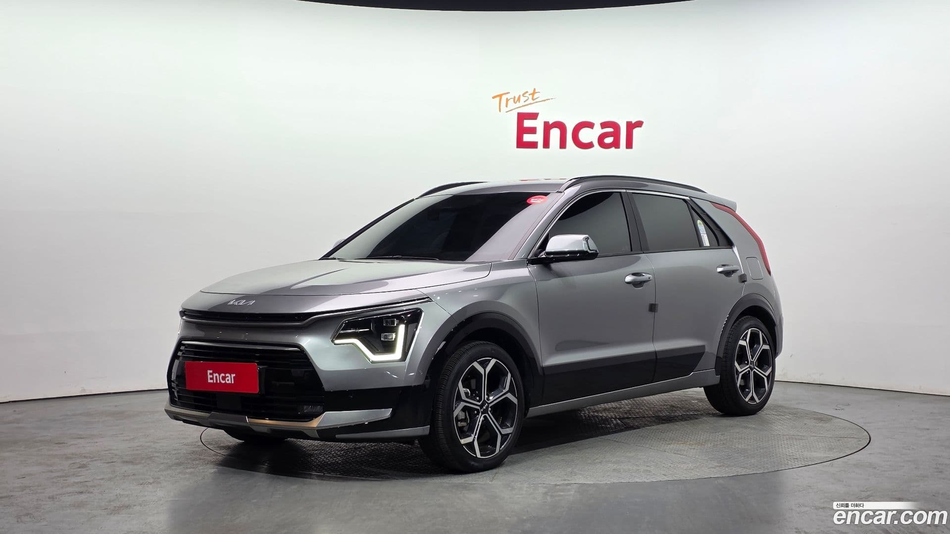 Main__Slider__Photo:Niro Kia 2024.10-0