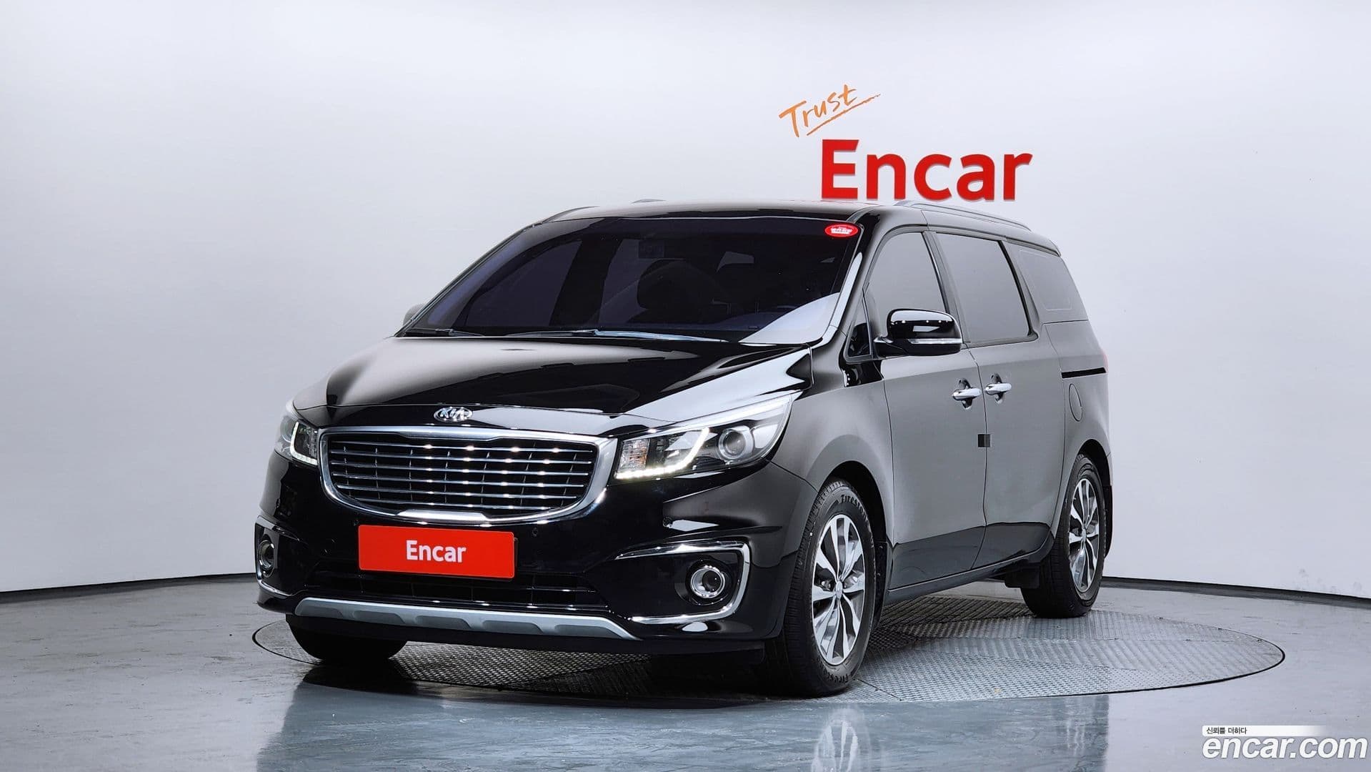Main__Slider__Photo:Canival Kia 2018.0-0