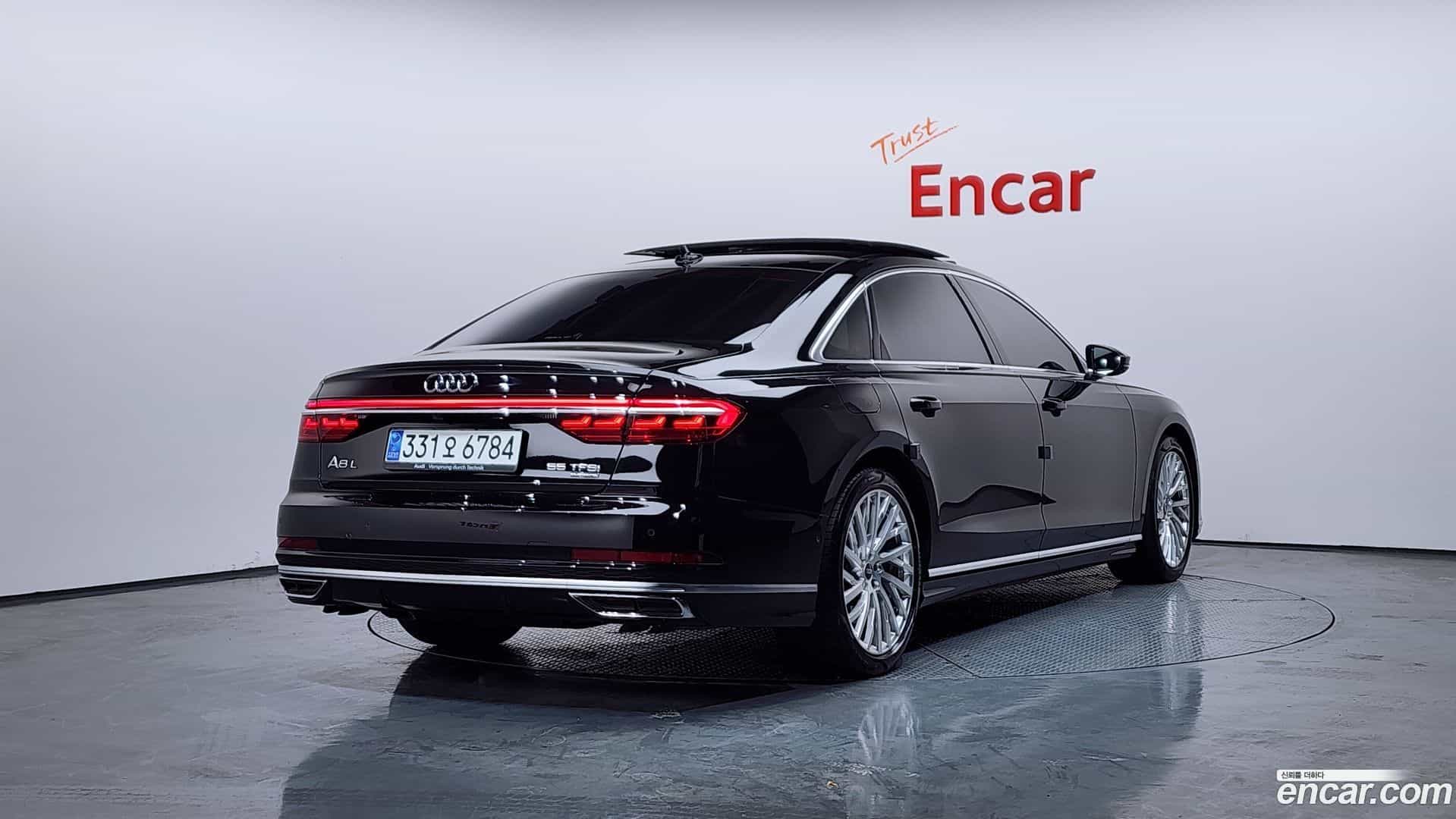 A8 Audi 2021.11-OUTER-002