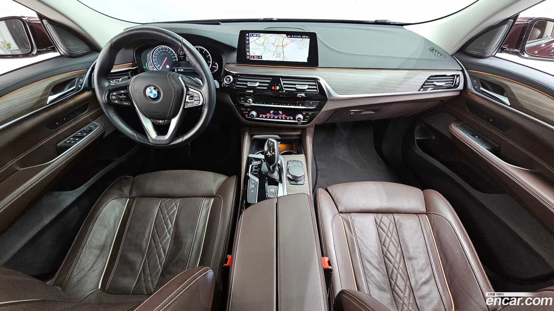 Gran Turismo BMW 2018.4-INNER-007