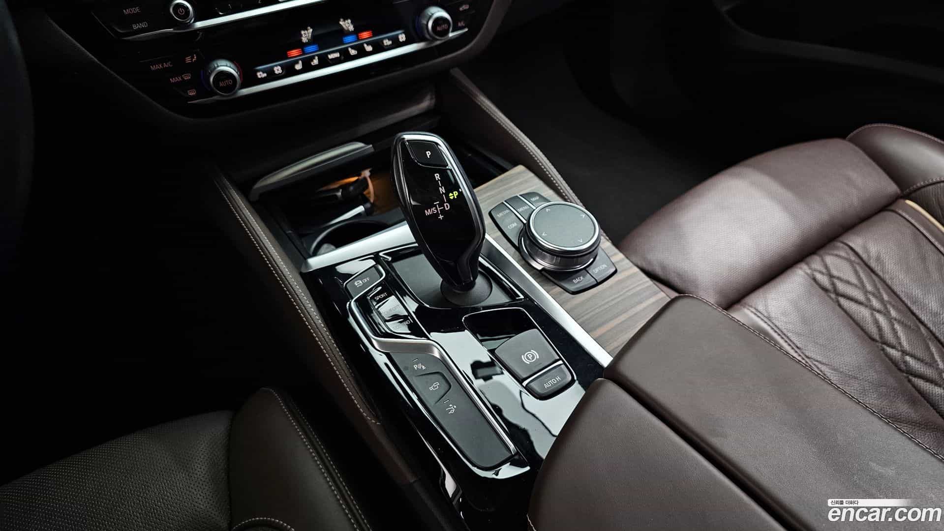 Gran Turismo BMW 2018.4-INNER-009