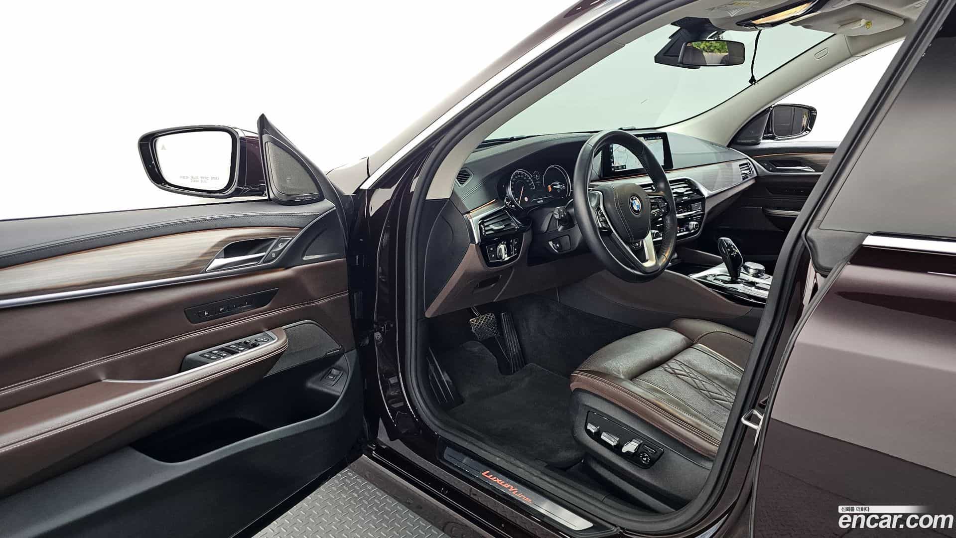 Gran Turismo BMW 2018.4-INNER-010