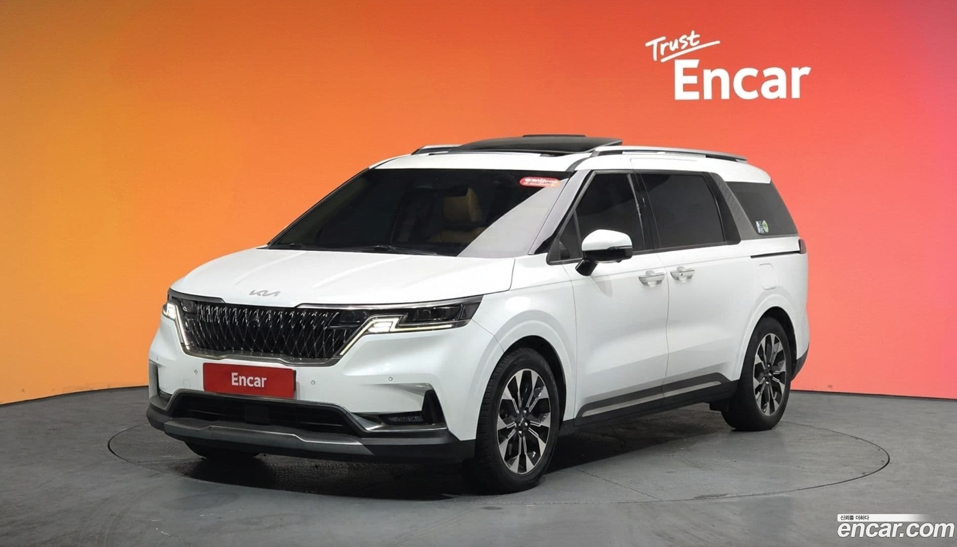 Main__Slider__Photo:Canival Kia 2022.0-0