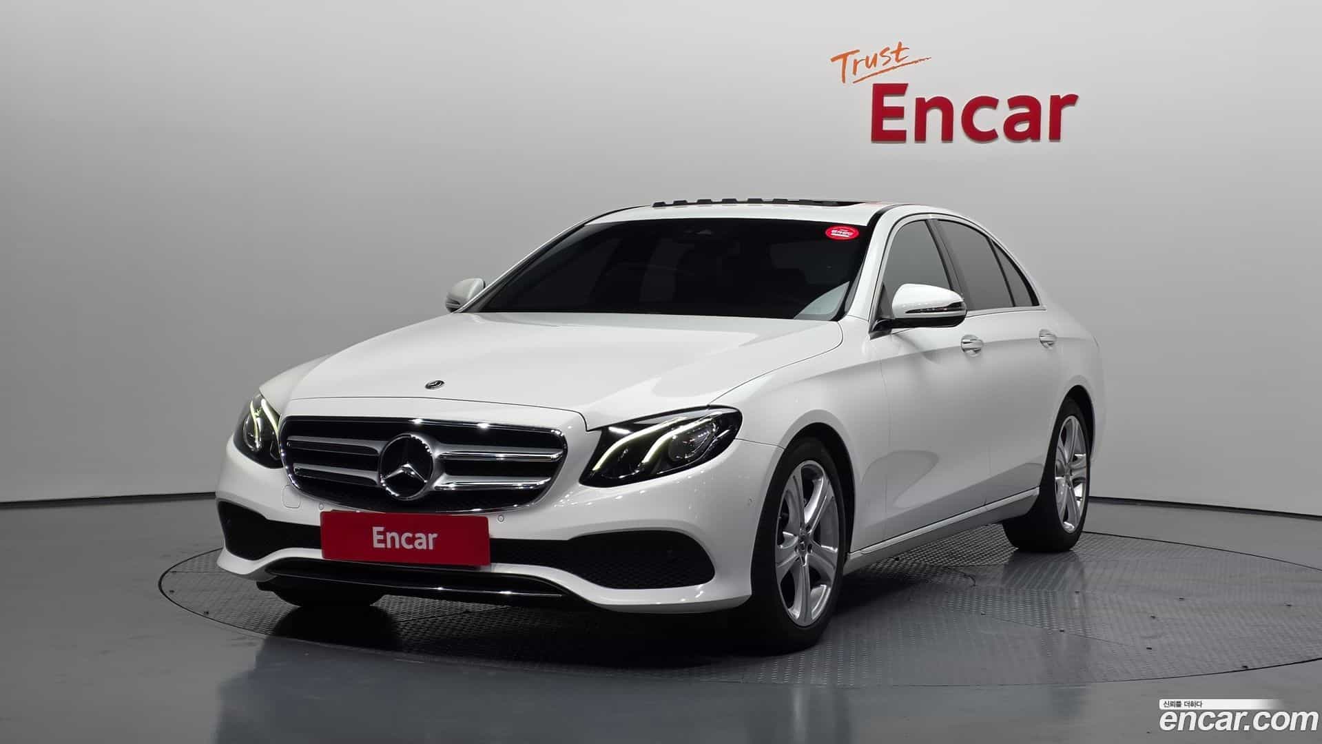 E-Class Mercedes-Benz 2018.2-OUTER-001