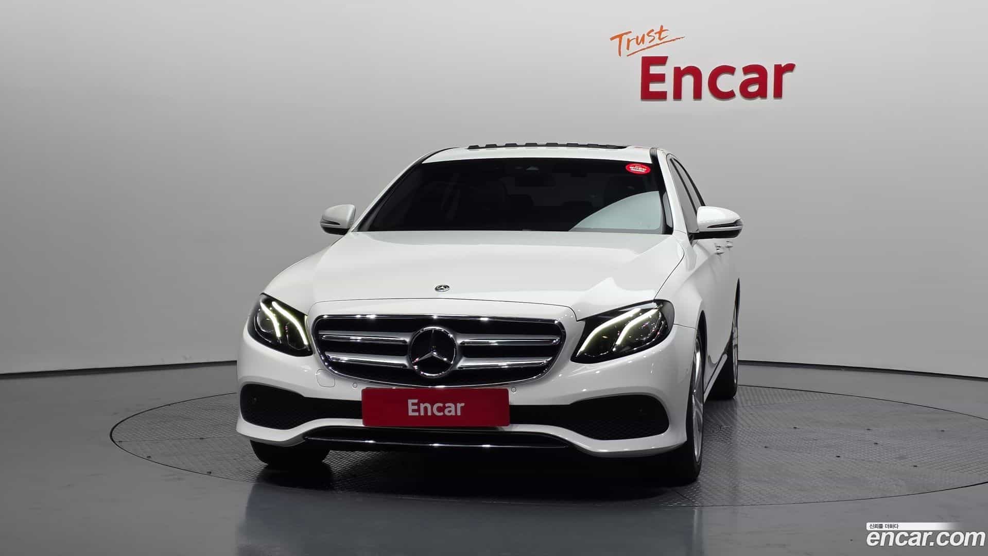E-Class Mercedes-Benz 2018.2-OUTER-003