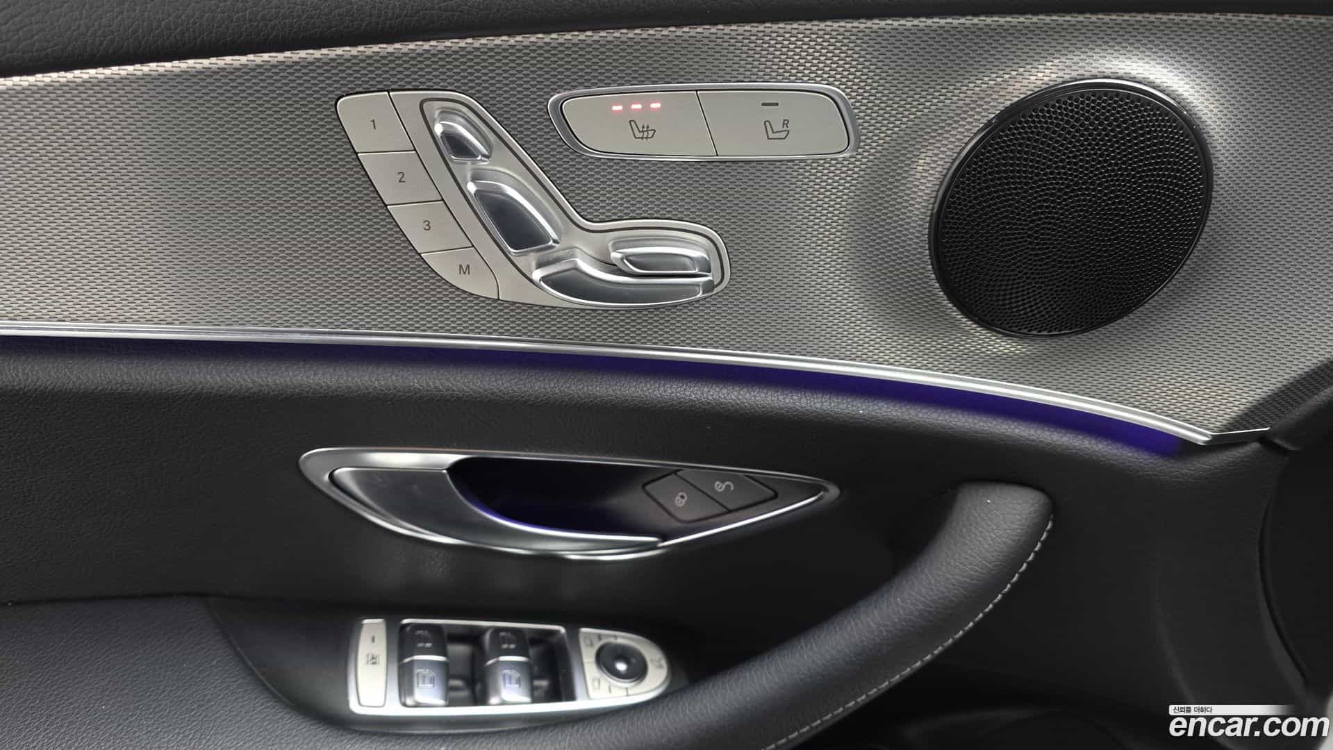E-Class Mercedes-Benz 2018.2-OPTION-021
