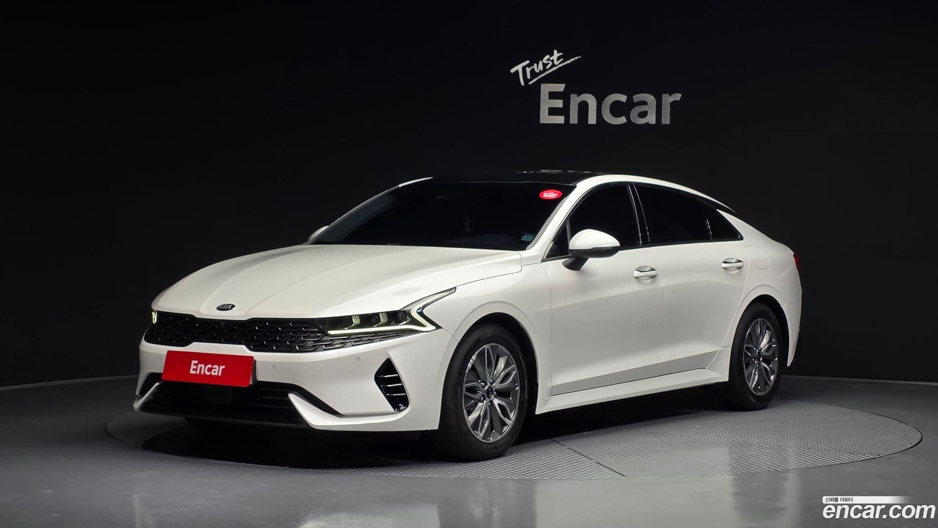 Main__Slider__Photo:K5 Kia 2020.0-0