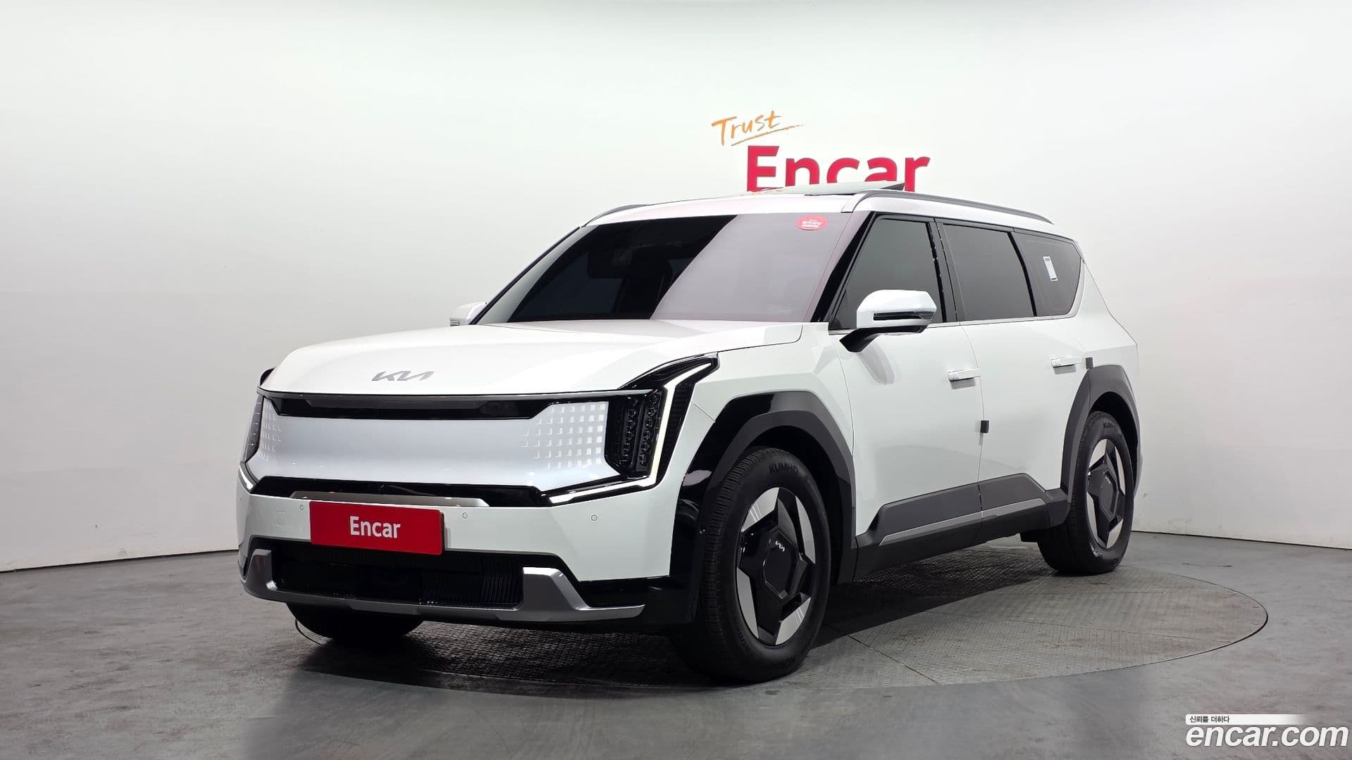 Main__Slider__Photo:EV9 Kia 2023.7-0