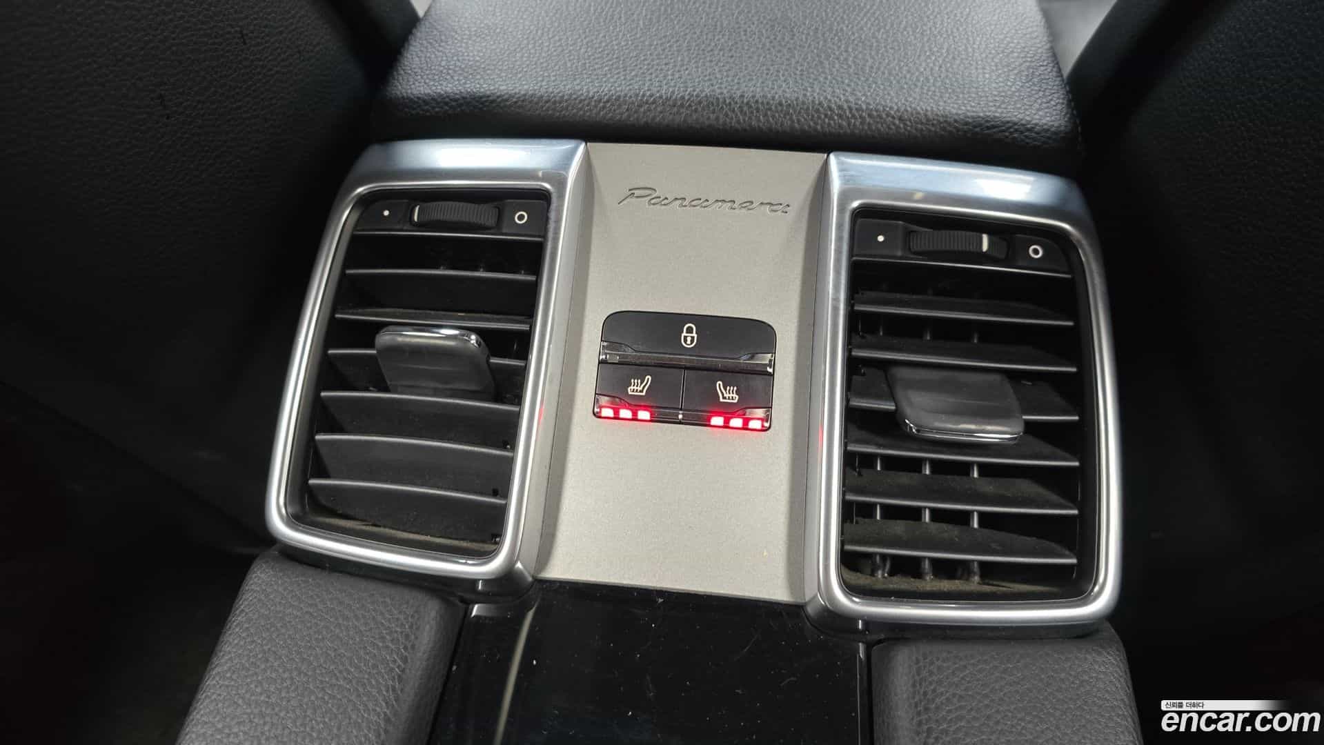 Panamera Porsche 2012.9-OPTION-022