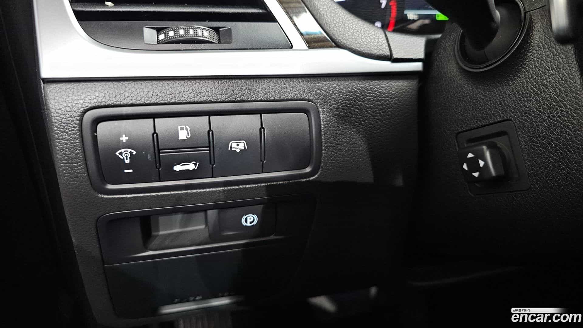 G80 Genesis 2016.9-OPTION-018