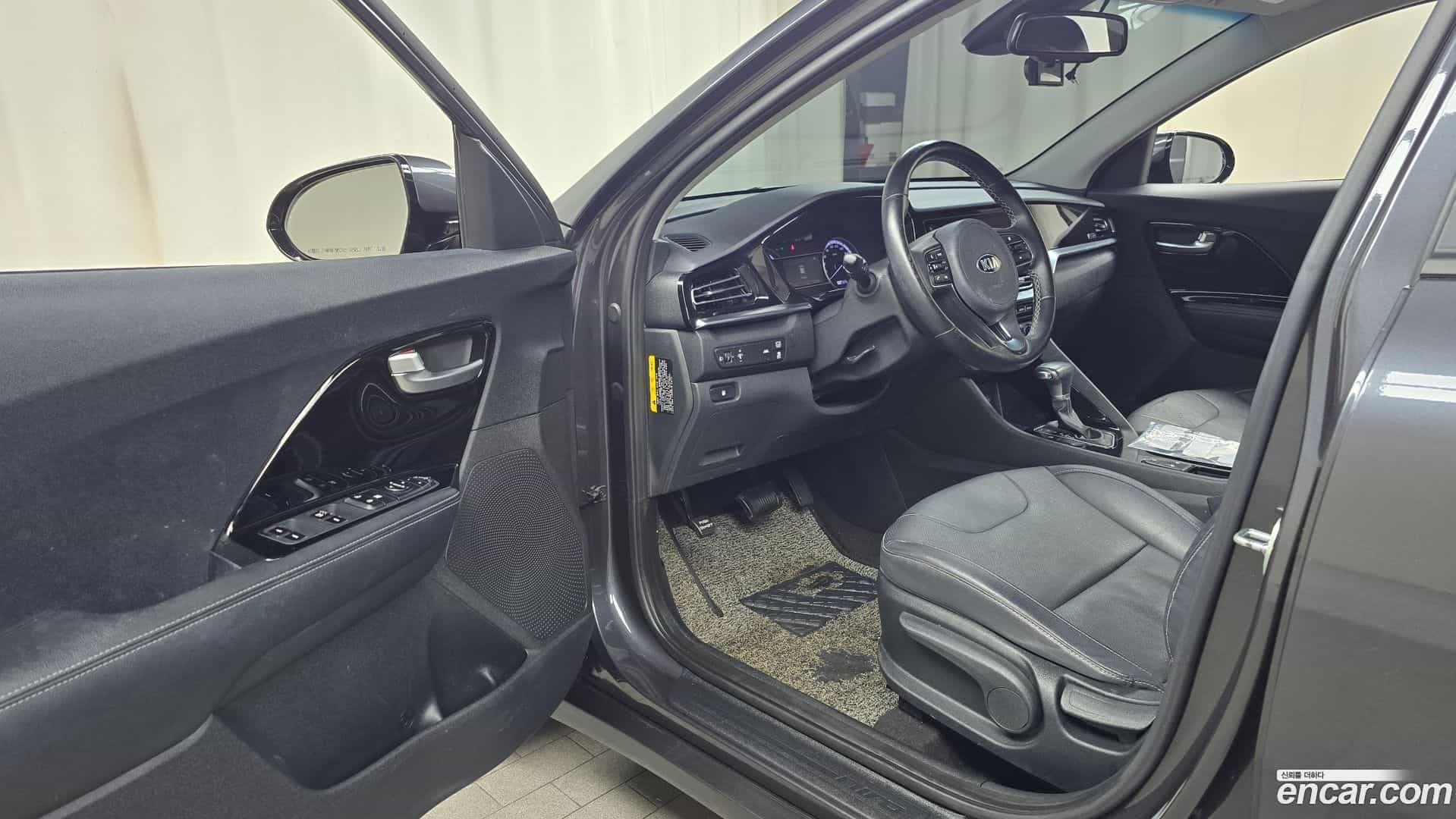 Niro Kia 2021.0-INNER-010