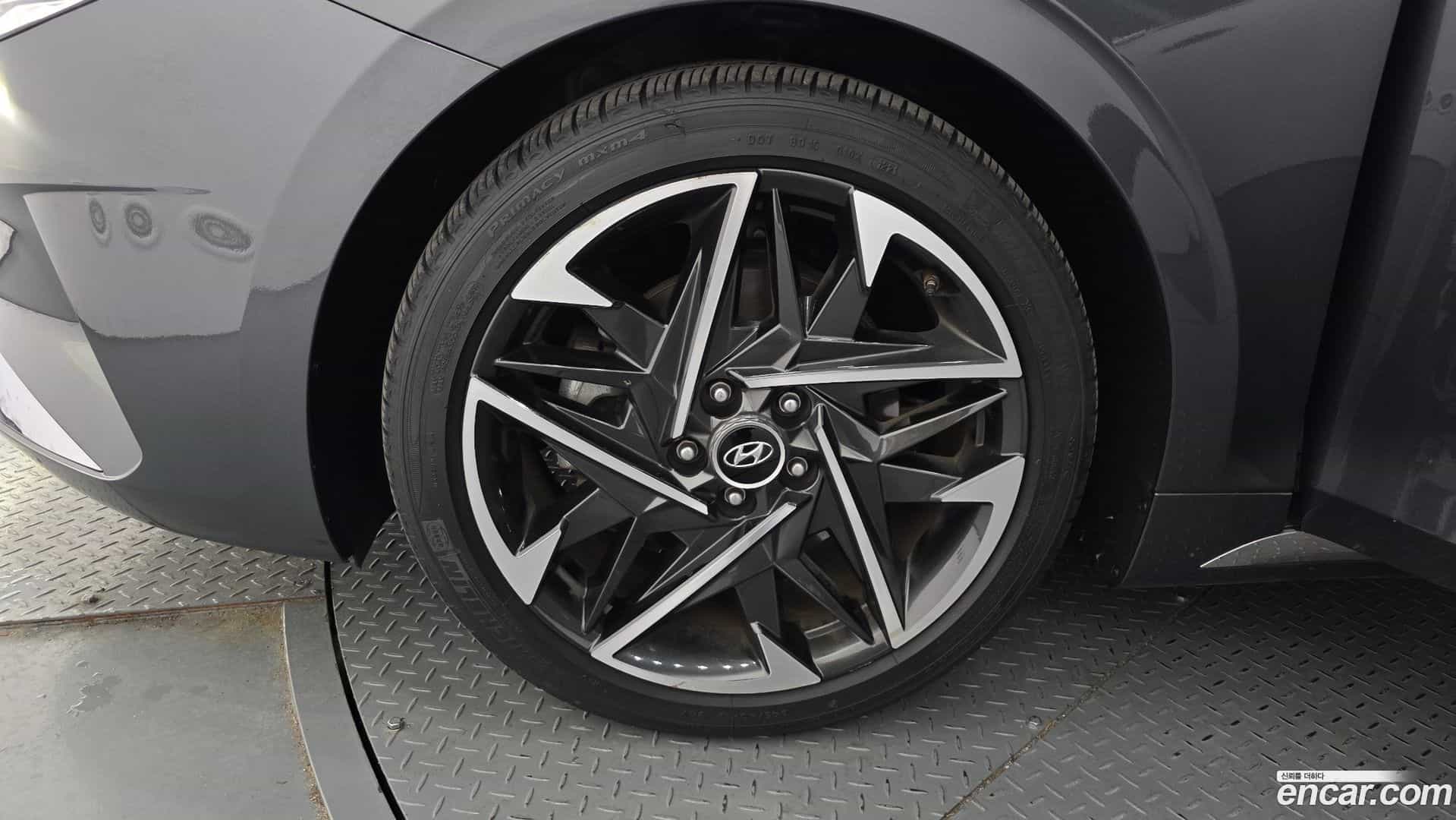 Grandeur Hyundai 2022.0-OUTER-005