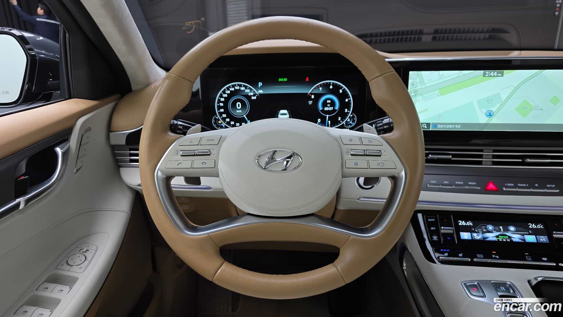 Grandeur Hyundai 2022.0-OPTION-017