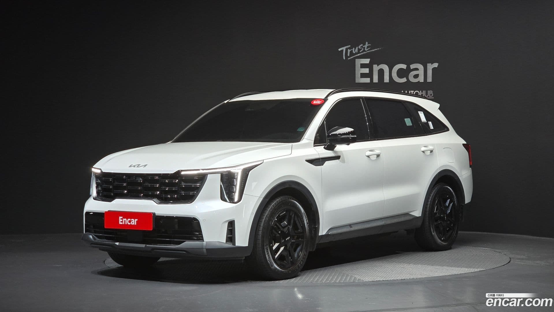 Main__Slider__Photo:Sorento Kia 2023.9-0