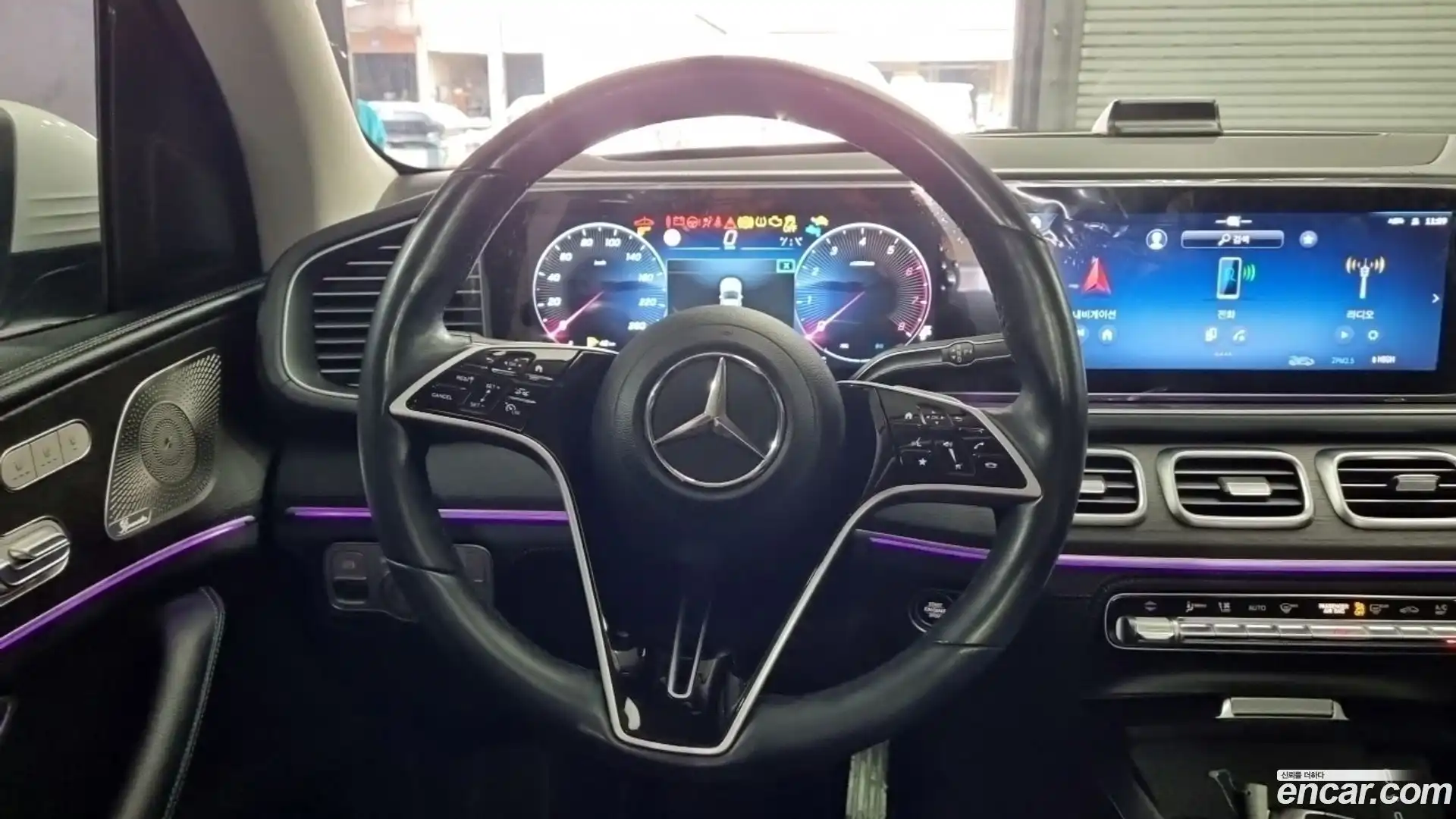 GLE-Class Mercedes-Benz 2024.5-INNER-009