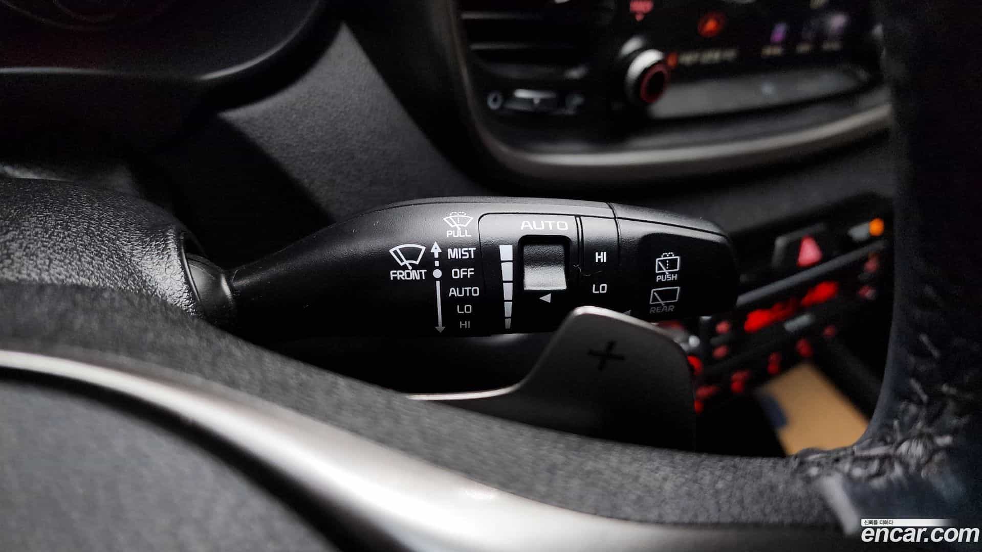 Sorento Kia 2018.2-OPTION-023