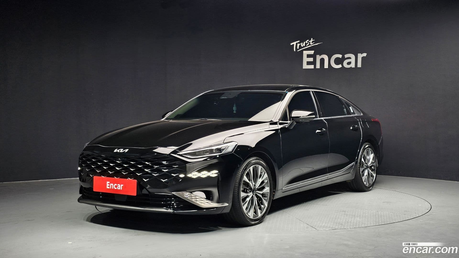 Main__Slider__Photo:K8 Kia 2021.10-0