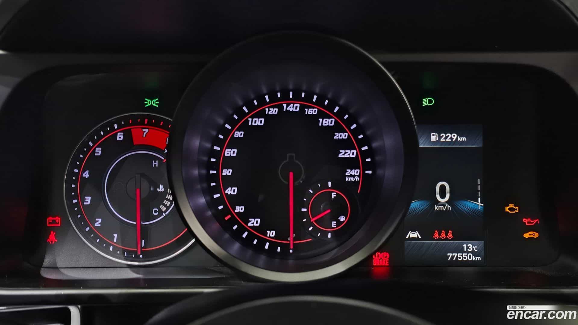 AVANTE Hyundai 2022.0-INNER-008
