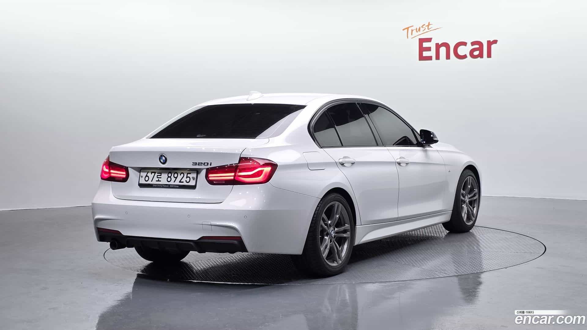 3-Series BMW 2018.11-OUTER-002
