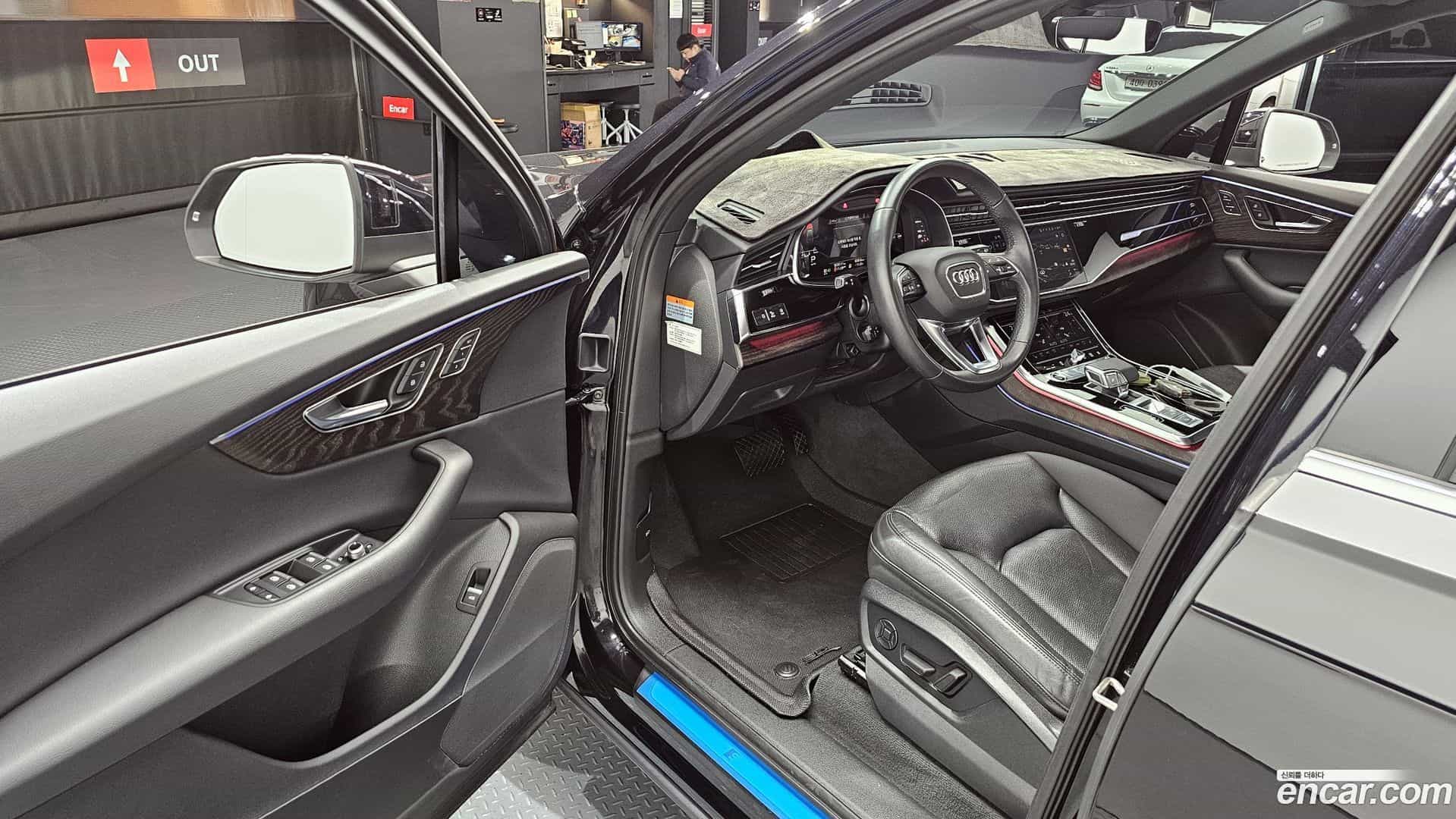 Q7 Audi 2021.6-OPTION-015